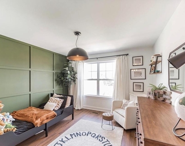 314 E Barnard Street - Photo Thumbnail 10