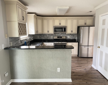 5013 Marathon Lane - Photo Thumbnail 35