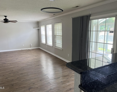5013 Marathon Lane - Photo Thumbnail 32