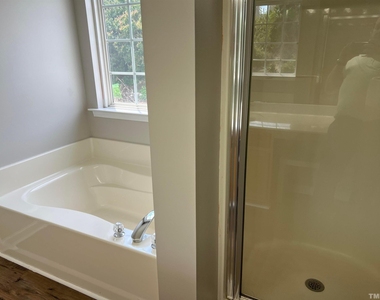 5013 Marathon Lane - Photo Thumbnail 20