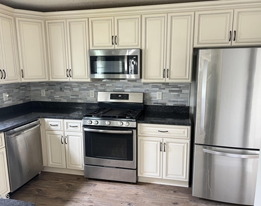 5013 Marathon Lane - Photo Thumbnail 30