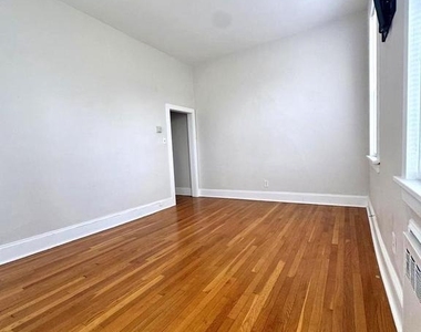 1 Dickinson Street - Photo Thumbnail 1