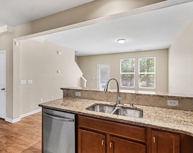 2229 Sunny Cove Drive - Photo Thumbnail 11