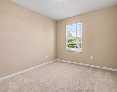2229 Sunny Cove Drive - Photo Thumbnail 16