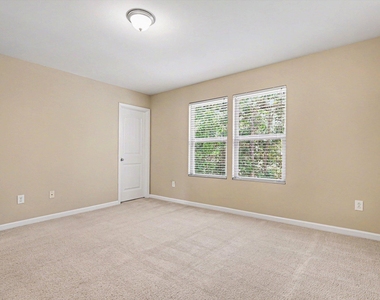 2229 Sunny Cove Drive - Photo Thumbnail 15