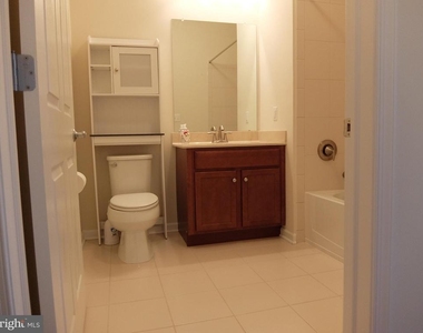 1132 Halifax Pl - Photo Thumbnail 9