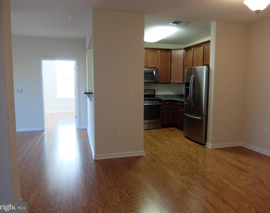 1132 Halifax Pl - Photo Thumbnail 20