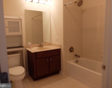 1132 Halifax Pl - Photo Thumbnail 10