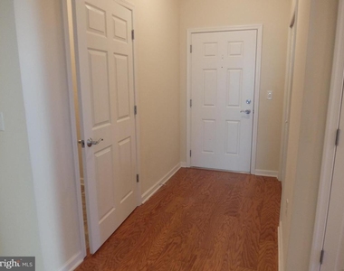 1132 Halifax Pl - Photo Thumbnail 6