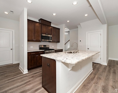 121 Masden Road - Photo Thumbnail 8