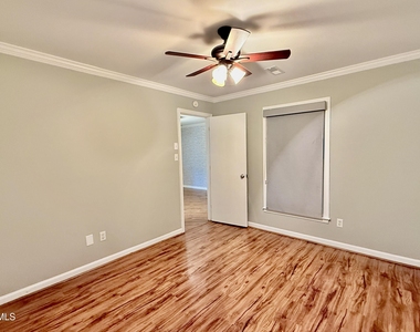 3619 Mill Run - Photo Thumbnail 19