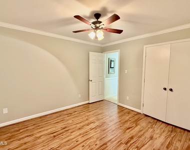 3619 Mill Run - Photo Thumbnail 18