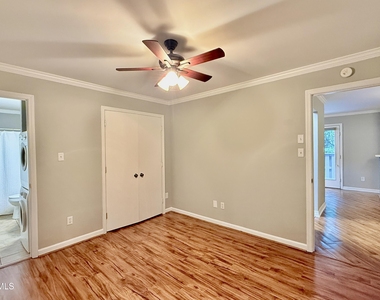 3619 Mill Run - Photo Thumbnail 17