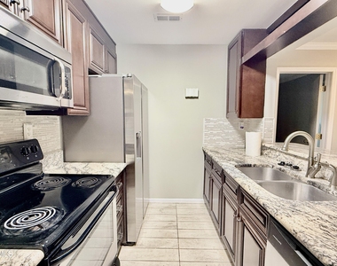3619 Mill Run - Photo Thumbnail 9