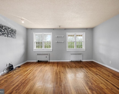 102 Cherry Parke - Photo Thumbnail 2