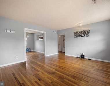 102 Cherry Parke - Photo Thumbnail 1