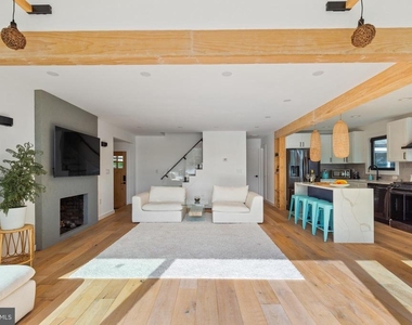 101 Lakeshore Dr - Photo Thumbnail 8