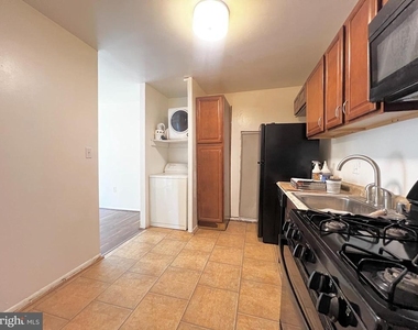 8665 Greenbelt Road - Photo Thumbnail 16