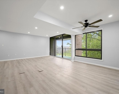 7967 Riggs Road - Photo Thumbnail 11