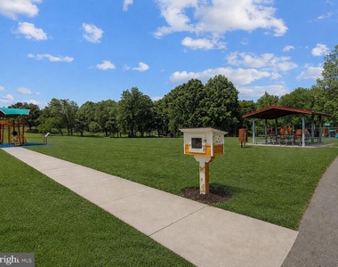 15603 Dorset Road - Photo Thumbnail 15