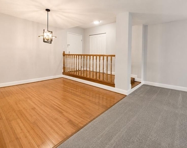 15603 Dorset Road - Photo Thumbnail 3