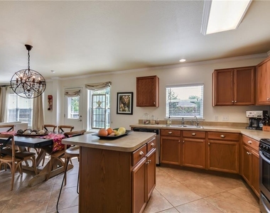 2206 John Tee Dr - Photo Thumbnail 15