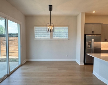 3000 Chisholm Trail Rd - Photo Thumbnail 7