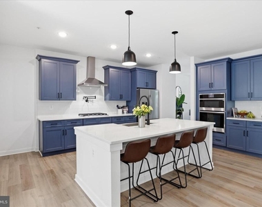 15717 Tierra Drive - Photo Thumbnail 3