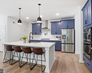 15717 Tierra Drive - Photo Thumbnail 5
