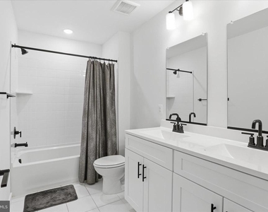 15717 Tierra Drive - Photo Thumbnail 32