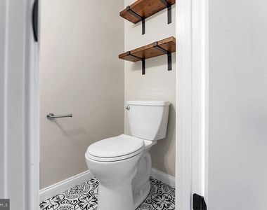 17429 Gallagher Way - Photo Thumbnail 10