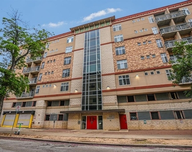 711 W 26th St - Photo Thumbnail 8