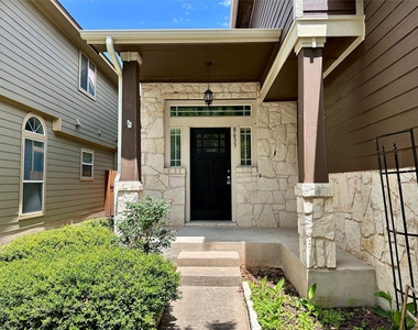 8633 White Ibis Dr - Photo Thumbnail 2