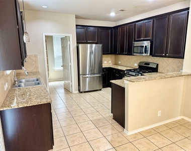 8633 White Ibis Dr - Photo Thumbnail 5
