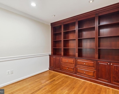 9309 Langford Court - Photo Thumbnail 24