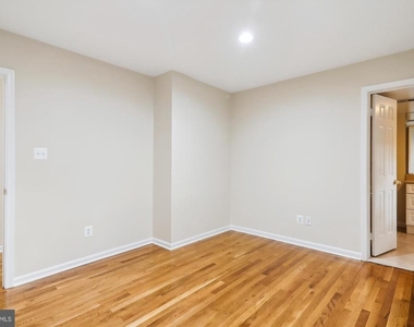 9309 Langford Court - Photo Thumbnail 45