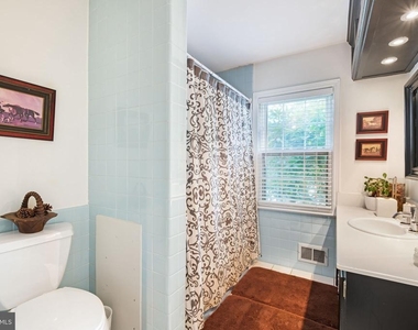 10600 Red Barn Lane - Photo Thumbnail 25
