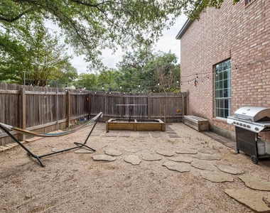 3704 Runnels Ct - Photo Thumbnail 26