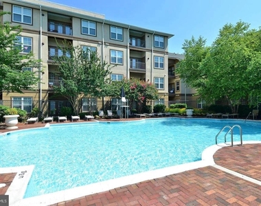 11800 Old Georgetown Road - Photo Thumbnail 3