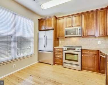 11800 Old Georgetown Road - Photo Thumbnail 6