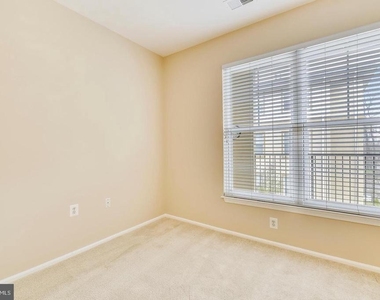 11800 Old Georgetown Road - Photo Thumbnail 15