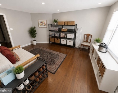 1639 Winding Waye Lane - Photo Thumbnail 2