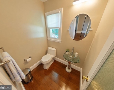 1639 Winding Waye Lane - Photo Thumbnail 3