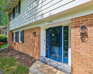 11506 Stonewood Lane - Photo Thumbnail 1