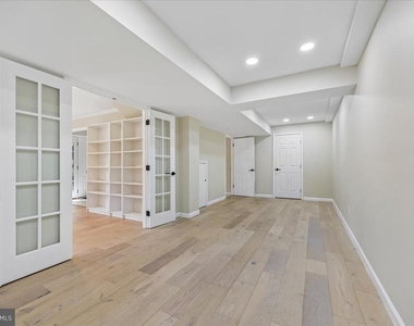 11506 Stonewood Lane - Photo Thumbnail 10
