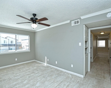 5801 Thunderbird St - Photo Thumbnail 16