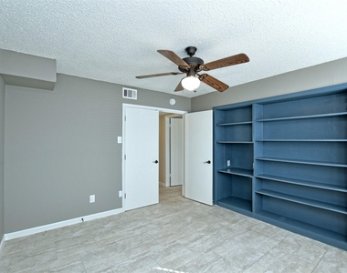 5801 Thunderbird St - Photo Thumbnail 14