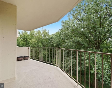 9039 Sligo Creek Parkway - Photo Thumbnail 29