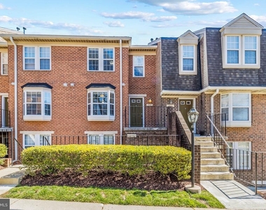 3842 Chesterwood Drive - Photo Thumbnail 24