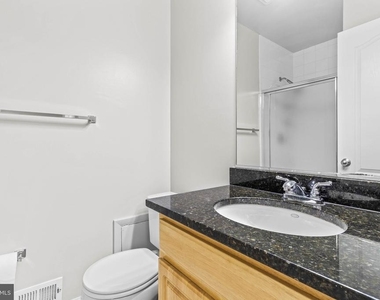 3842 Chesterwood Drive - Photo Thumbnail 19